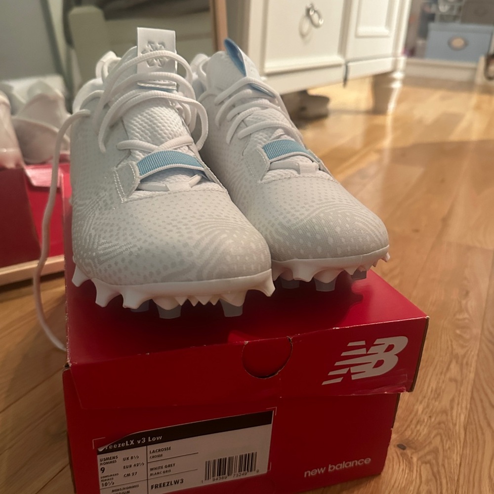 SOLD Brand New New Balance Lacrosse Cleats